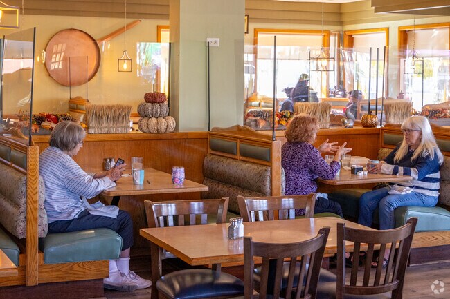 Big Skillet Restaurant offers a full menu seven days a week in Eagle Heights.