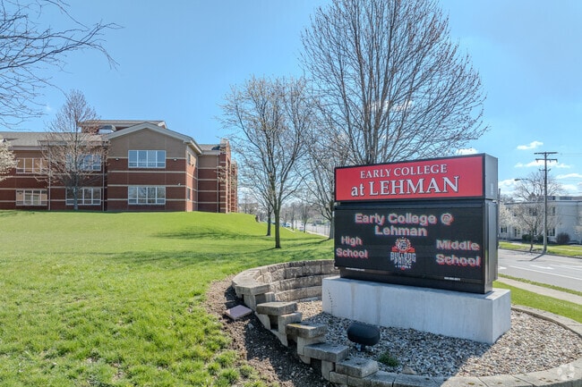 Welcome to Lehman Middle School in Edmeyer Park.