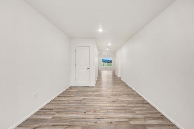 685 Salzer Creek Dr, Centralia, WA 98531 - photo 3