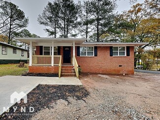 8133 Puckett St SW, Covington, GA 30014