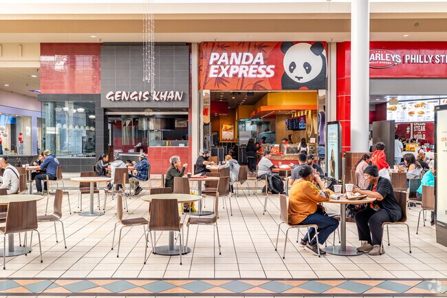 Lakewood Center Mall has great options for dining at its food court.