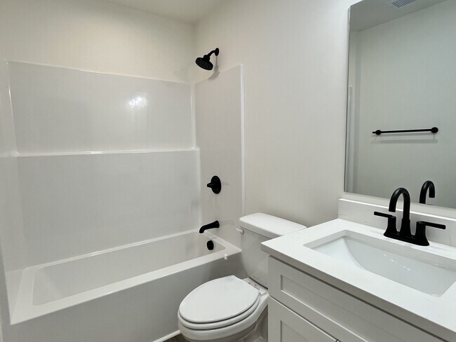 118 Roland Ave, Jackson, TN 38301 - photo 7