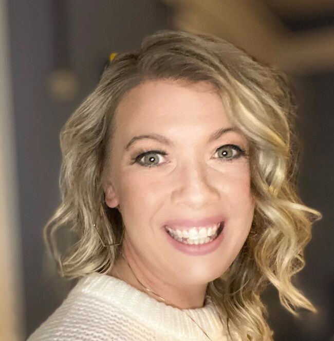 Lisa Pozoulakis