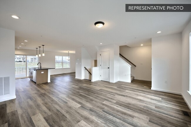 7102 Julian Dr, Bloomsburg, PA 17815 - photo 6