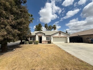 9914 Pyramid Peak Dr, Bakersfield, CA 93311