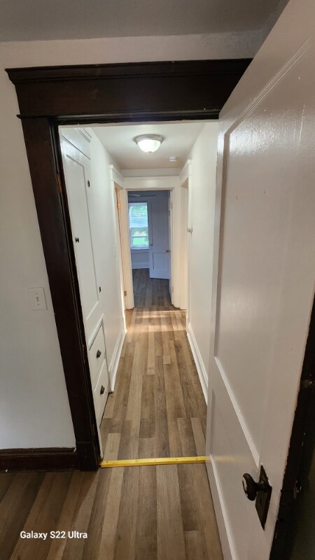 16108 Parkgrove Ave unit Upstairs, Cleveland, OH 44110 - photo 3