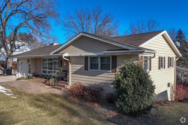 Charming ranch-style homes adorn the streets near downtown Elk River.