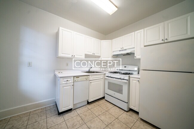 56 Selkirk Rd unit 4, Brighton, MA 02135 - photo 7