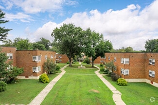 330 W Johnson St, Philadelphia, PA 19144