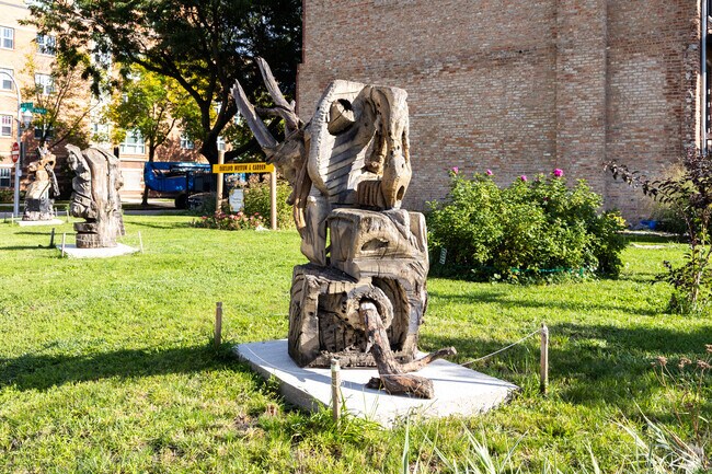 Oakland is homes to the Oakland Museum and Garden.