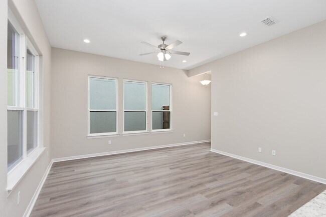 0 Villas at La Sienna St unit 37901600, Edinburg, TX - photo 3