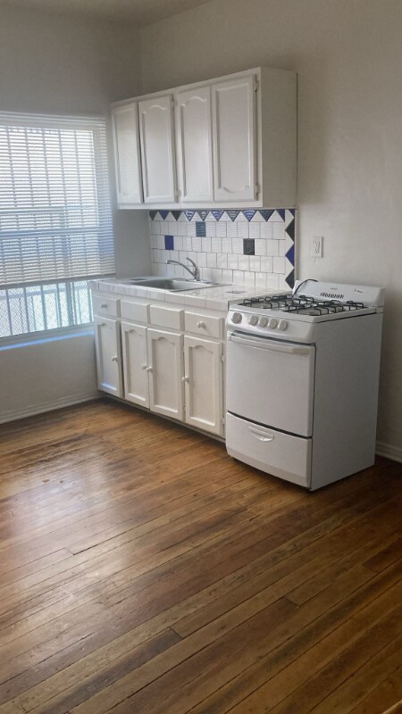 111 S Manhattan Place Unit 104, Los Angeles, CA 90004