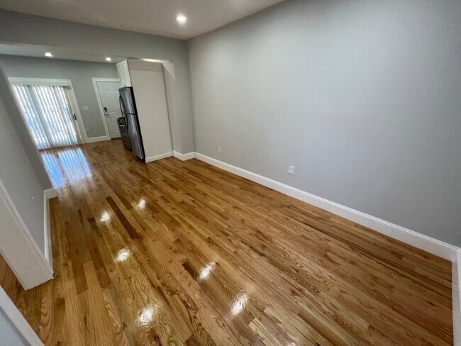 27 Forest St unit 27-1, Cambridge, MA 02140 - photo 5