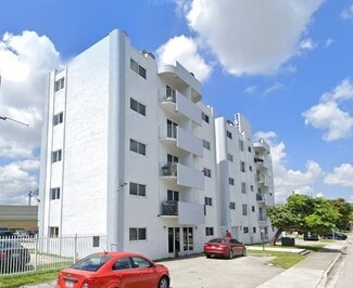 2170 NW 11th St, Miami, FL 33125