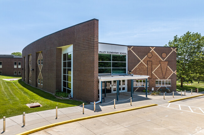 Indian Valley Elementary is a public elementary school.