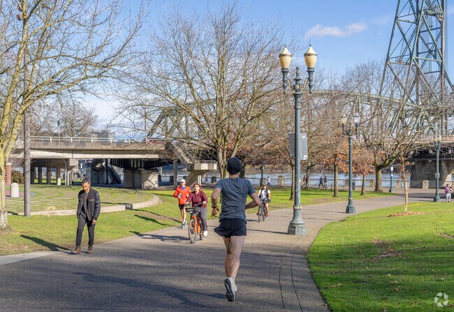 Tom McCall Waterfront Park in Downtown Portland features paths for scenic runs and bike rides.