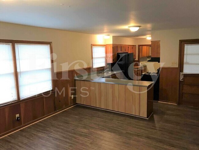 1083 Richland Dr, Memphis, TN 38116 - photo 7