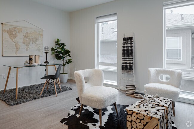 1BR, 1BA - 698SF
