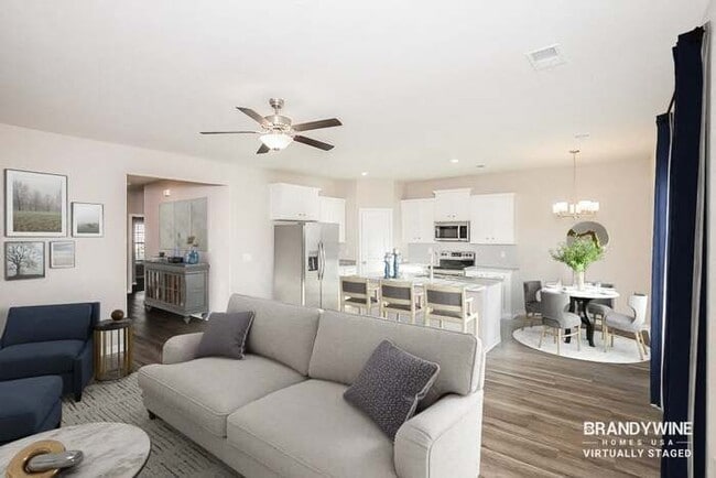 327 Redmoss Dr, Irmo, SC 29063 - photo 2