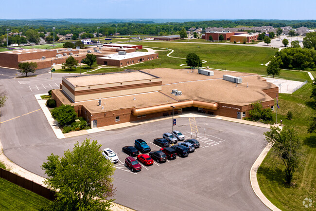 Piper East Elementary School is right next to most of the schools in the area so commute is easy