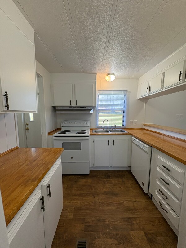 200 Jenkins Rd, Elkhart, TX 75839 - photo 5