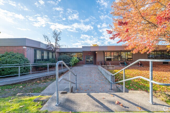 Meany Middle School is a top rated school near Capitol Hill.