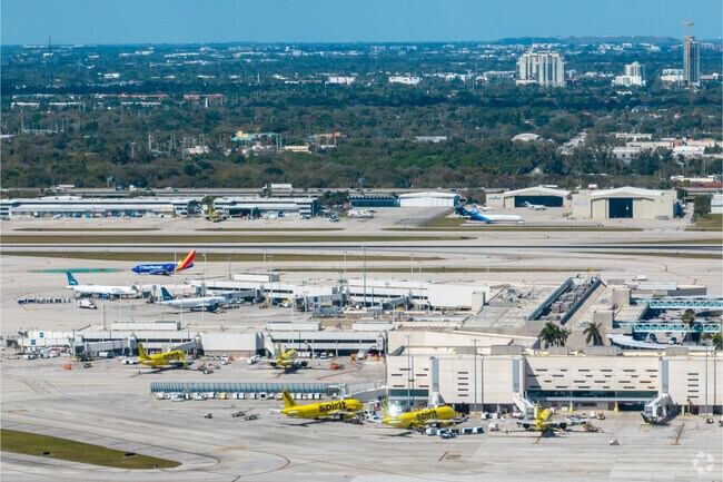 Liberia is only a few minutes drive away from the airport.