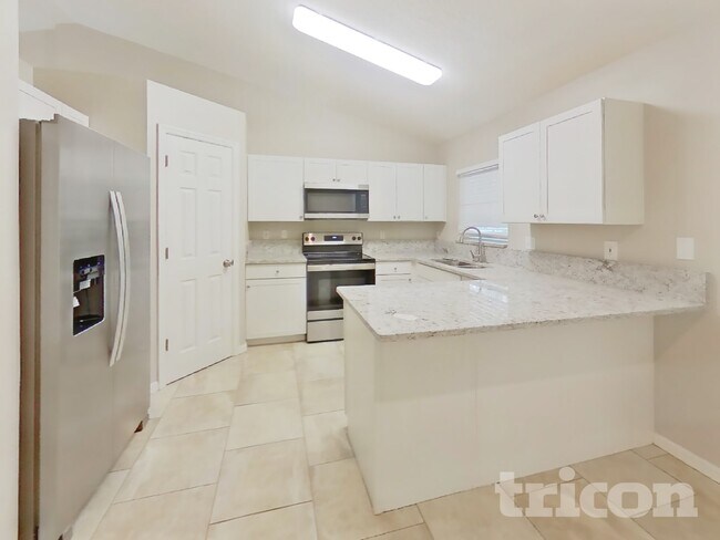 744 Tranquility St, Clermont, FL 34715 - photo 4