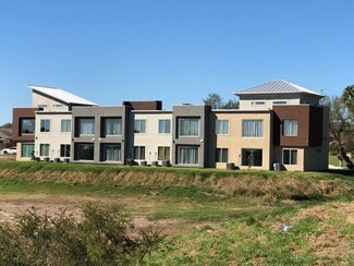 305 Palm Shores Dr, La Joya, TX 78560