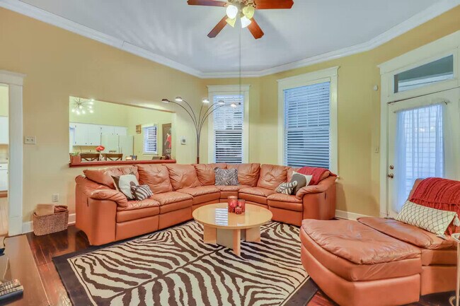 524 E Duffy St unit ID1369217P, Savannah, GA 31401 - photo 4