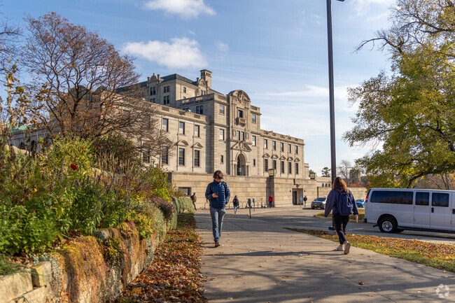 Iowa State University’s events and programs are just minutes from Allenview.