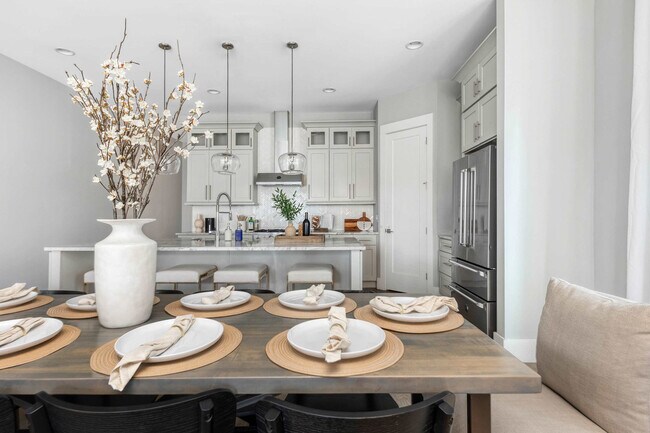 917 Southside Place unit ID1043947P, Nashville, TN 37203 - photo 6