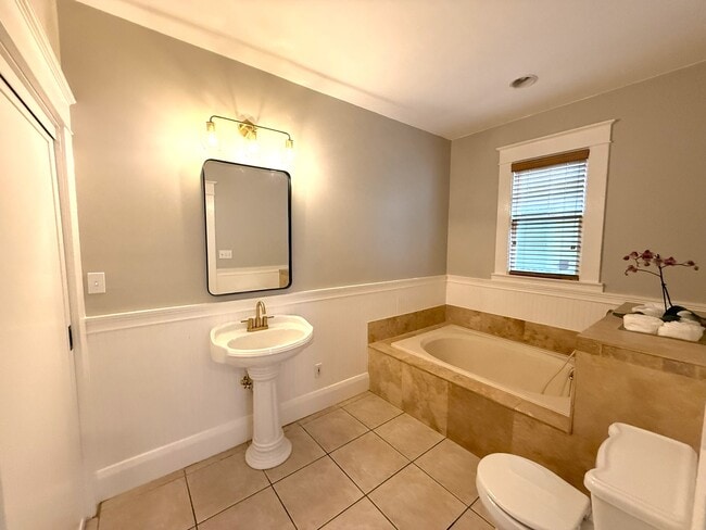 2813 N Morgan St unit 2813 N Morgan St, Tampa, FL 33602 - photo 6