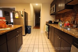 15 Bennett St, Boston, MA 02135