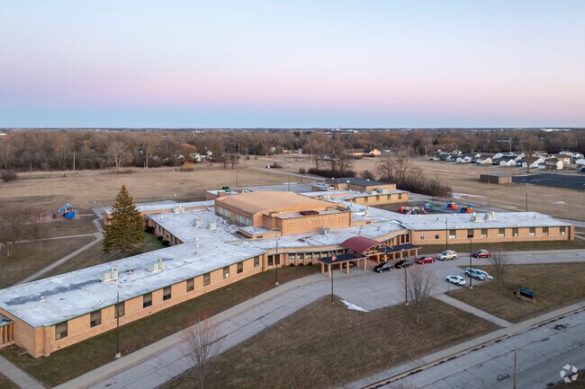 Arthur Eddy Elementary offers a dynamic learning environment.