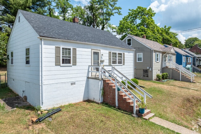 Live in a minimal traditional style home in Perrymont.