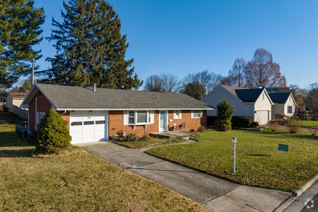 Northern Winchester Village diverges with ranch-style homes.