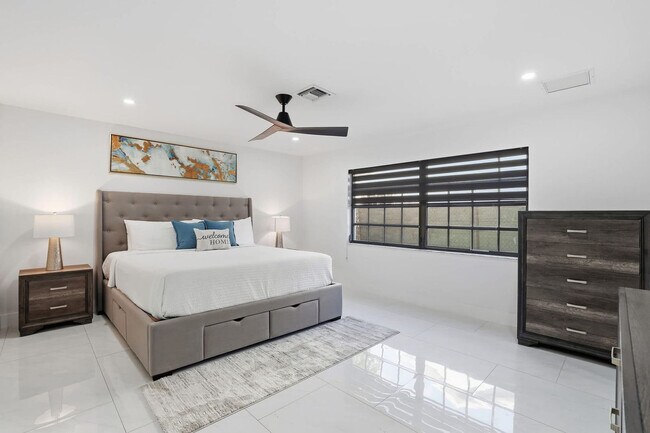 208 Erie Dr unit FL1-ID1355591P, Naples, FL 34110 - photo 6