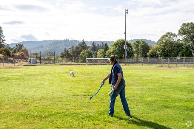 Discover outdoor fun at Gaddis Park, a Roseburg gem for all ages.