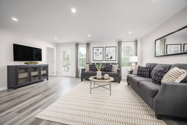 6469 Election Ave, Ruther Glen, VA 22546 - photo 4