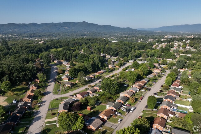 Residents enjoy a strong sense of community and friendly neighbors.