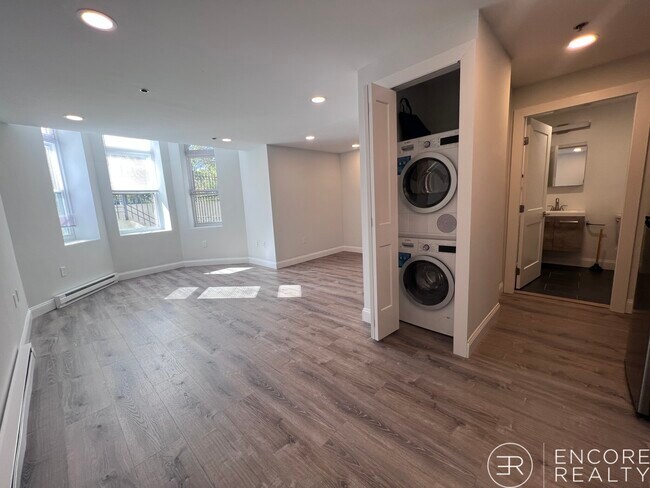 195 Park Dr, Boston, MA 02215 - photo 2
