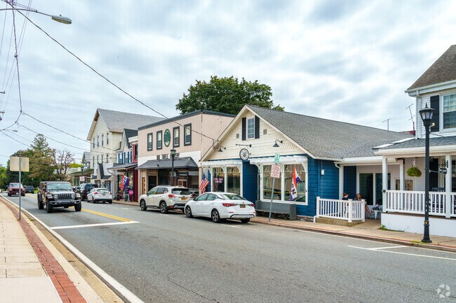 Downtown Rising Sun offers shopping, dining and small-town hospitality.