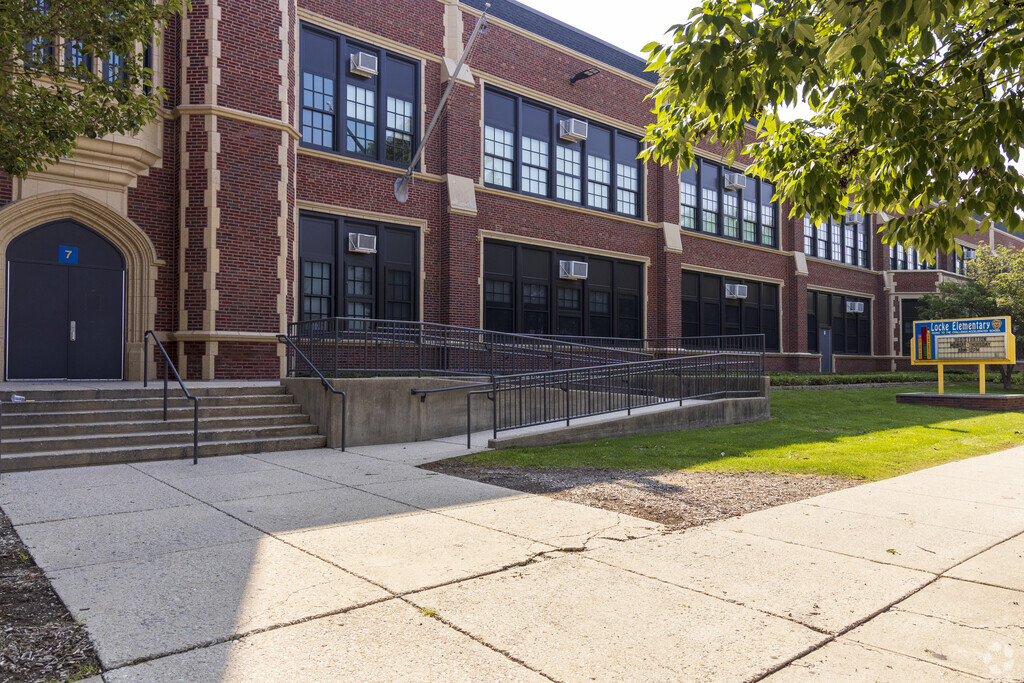 Locke  J Elementary School building in Montclare.