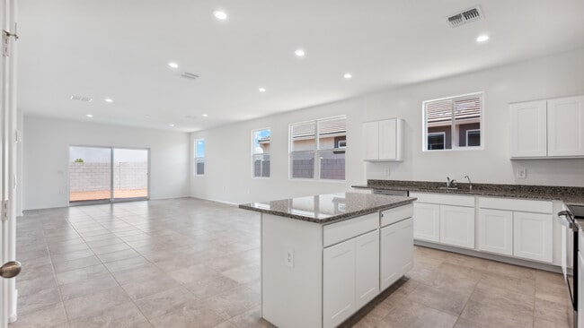 8535 W Clemente Way, Florence, AZ 85132 - photo 2