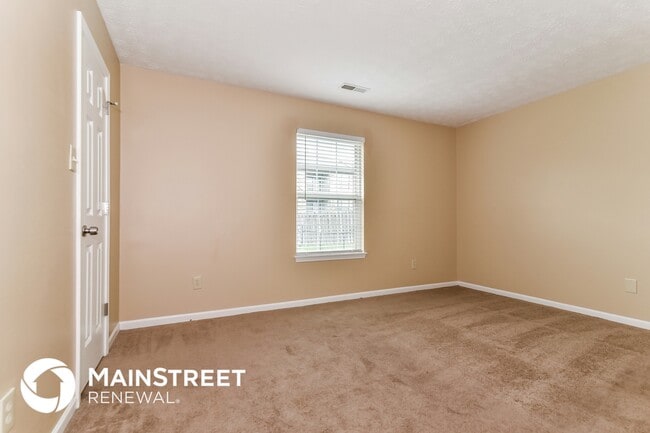 3935 Libra Ln, Indianapolis, IN 46235 - photo 7