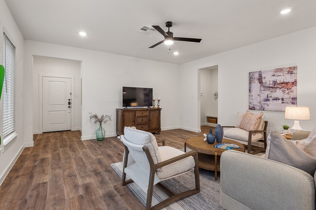 Sundera at River Ranch, Dayton, TX 77535 - photo 7