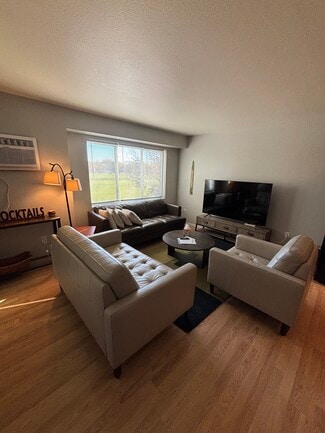 1109 18th St S, Fargo, ND 58102