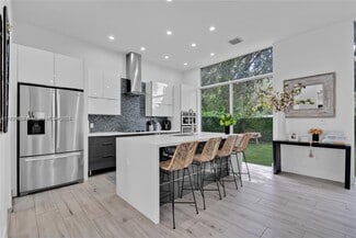 5720 SW 24th St, Miami, FL 33155