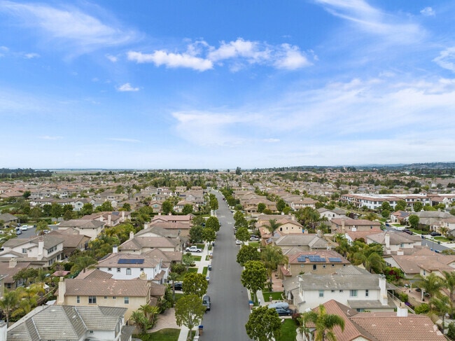 Camarillo features both HOA communities and non-HOA communities